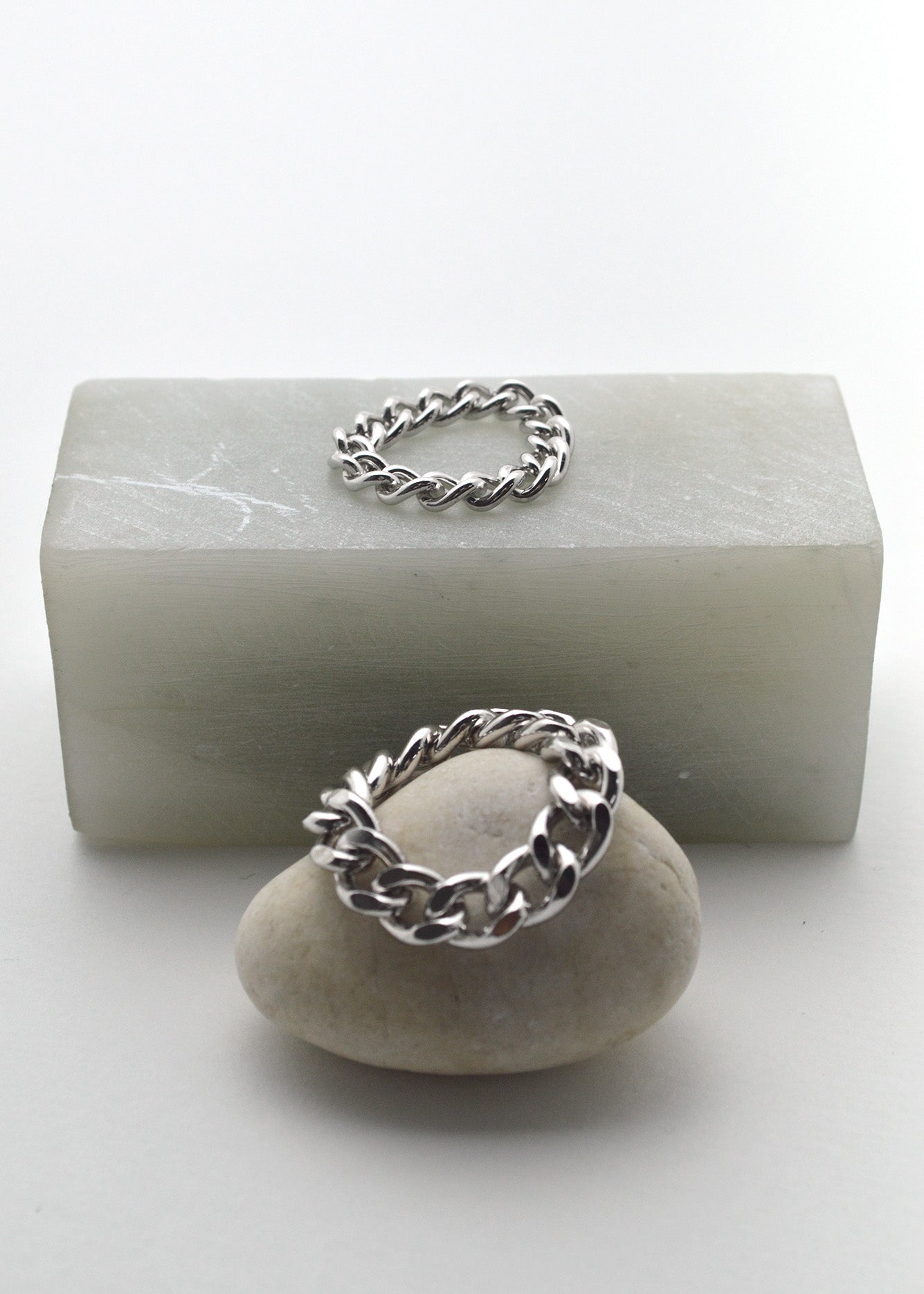 Authentic Chain Ring Narrow