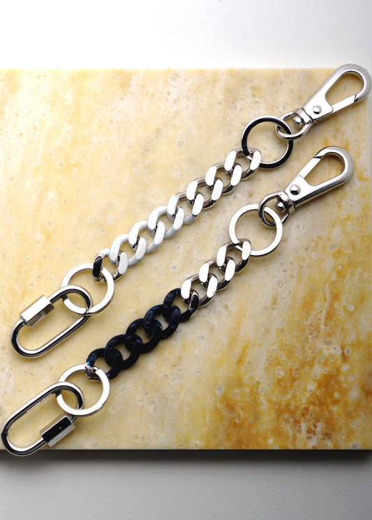Signature Double Karabina Keychain with Penki